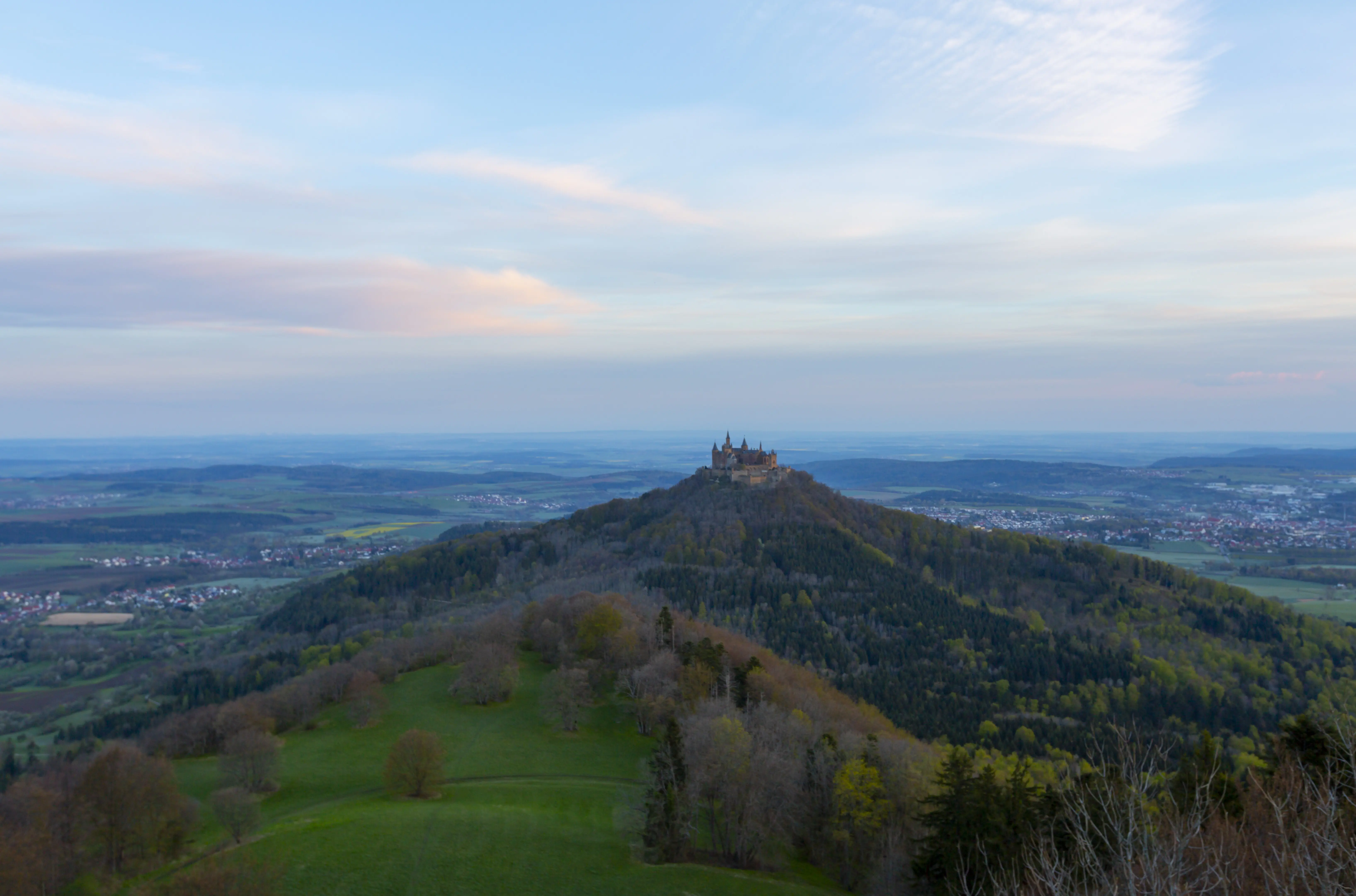 Sie können den besten Ausblick auf die Burg Hohenzollern genießen.